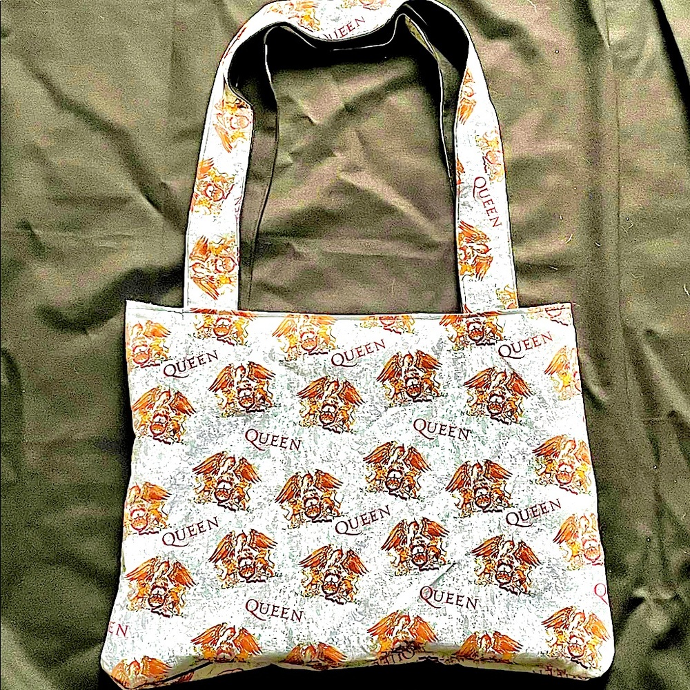 QUEEN tote 💜✨💜